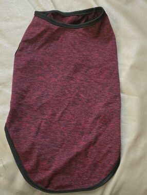 Marled Burgundy Dog Tee with Black Trim
